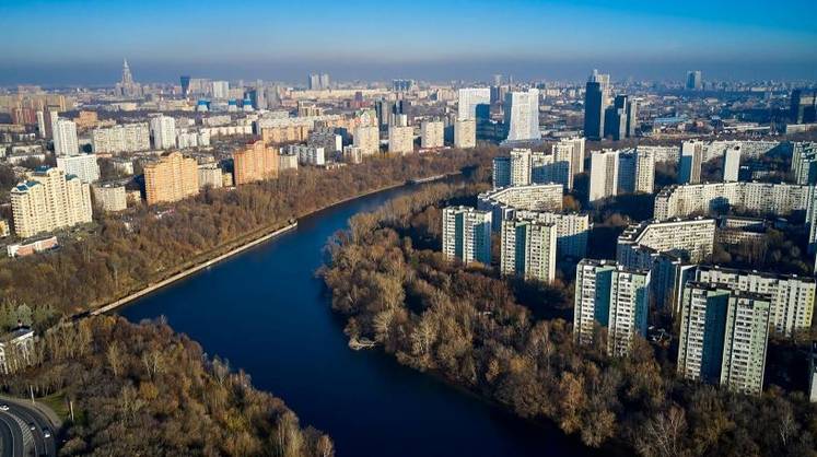 Последний вздох: синоптик рассказал, когда золотая осень покинет Москву