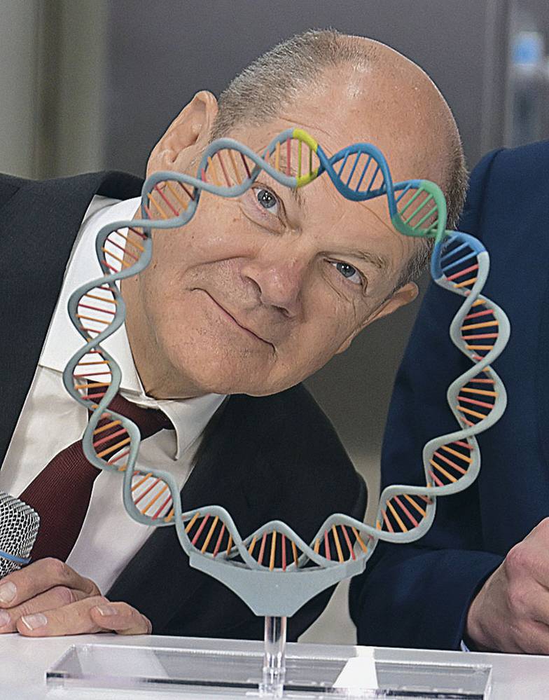 SEBASTIAN GOLLNOW/DPA VIA AP Канцлер Германии Олаф Шольц