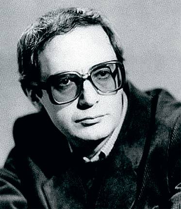  Алексей Гутнов, практик и теоретик архитектуры, лидер архитектурной группы НЭР