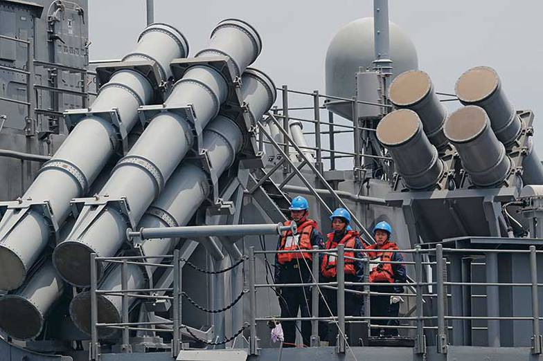 EPA/RITCHIE B. TONGO Военно-морские учения на Тайване