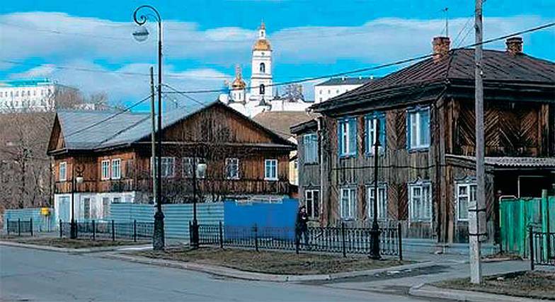  Нижний посад, где сегодня много заброшенных домов исторической постройки, — район с большим туристическим потенциалом. Если он будет реконструирован, в Тобольске появится второй центр притяжения туристов наравне с кремлем