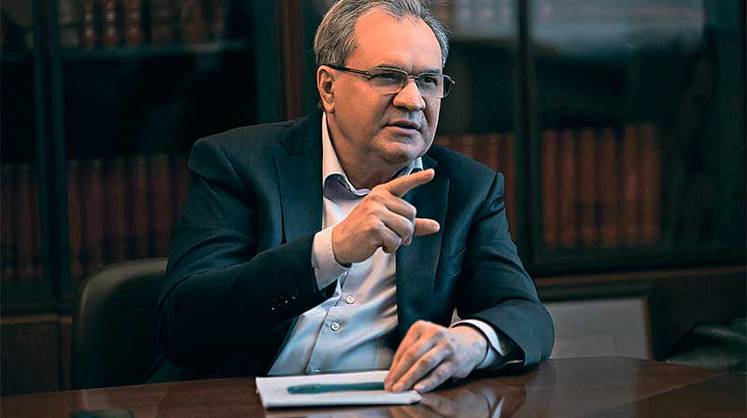 Глава СПЧ призвал минимизировать ограничения прав и свобод граждан при введении QR-кодов
