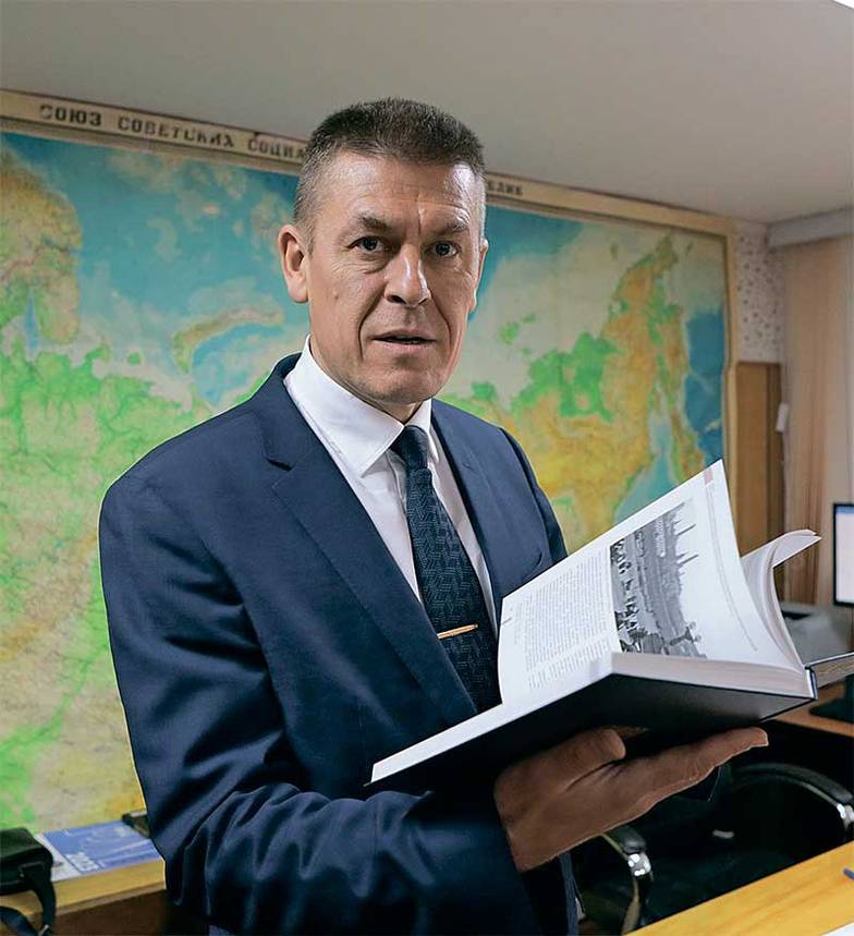 ОЛЕГ СЕРДЕЧНИКОВ 