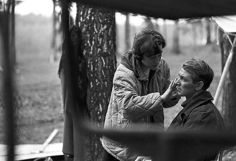 ВАЛЕНТИН МАСТЮКОВ/ТАСС Во время съемок кинофильма «Июльский дождь»