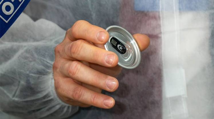 Задачу нанесения маркировки на алюминиевые банки не могли решить нигде в мире