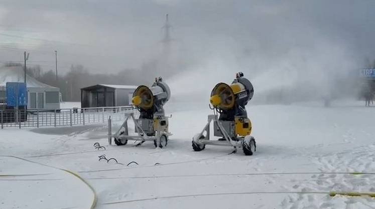 Лыжню в московском парке создадут с помощью 13 пушек