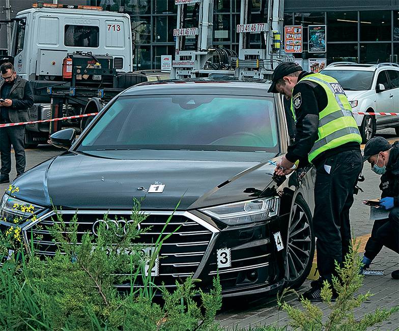 AP PHOTO/EVGENIY MALOLETKA/ТАСС Покушение на помощника президента Украины Сергея Шефира произошло 22 сентября 2021 года
