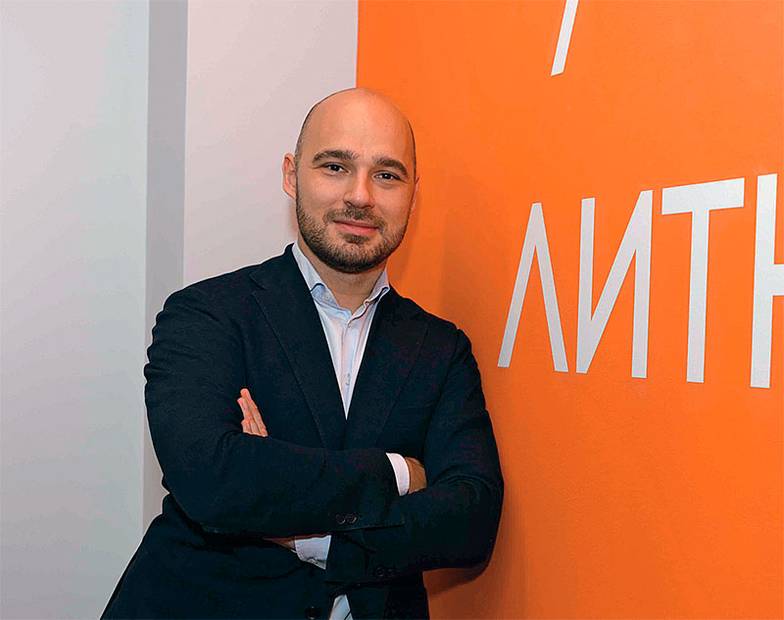 ОЛЕГ СЕРДЕЧНИКОВ «Литнет» — крупней шая в России площадка для публикаций произведений независимых авторов