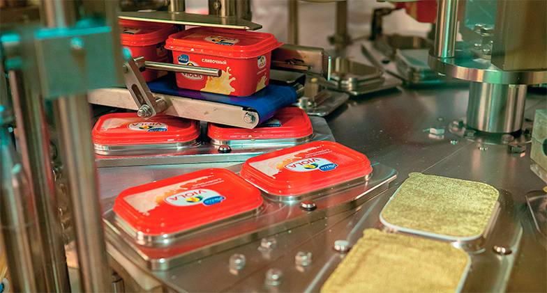 ПРЕДОСТАВЛЕНО КОМПАНИЕЙ VALIO lio выпускает плавленые сыры на своем заводе в Московской области и наращивает присутствие на рынке за счет сотрудничества с российскими сельхозпроизводителями