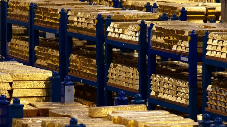 Немцы и итальянцы требуют вернуть золото из Америки домой