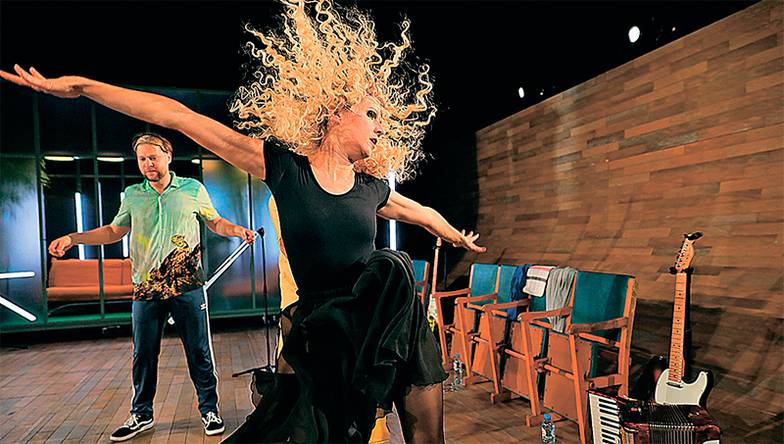 СТАНИСЛАВ ЛЕВШИН Синьора Капулетти — Варвара Павлова, Парис — Рустам Насыров