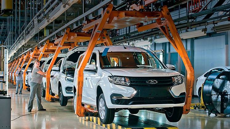 Продажи «АвтоВАЗа» по итогам 2023 года могут вырасти почти в два раза