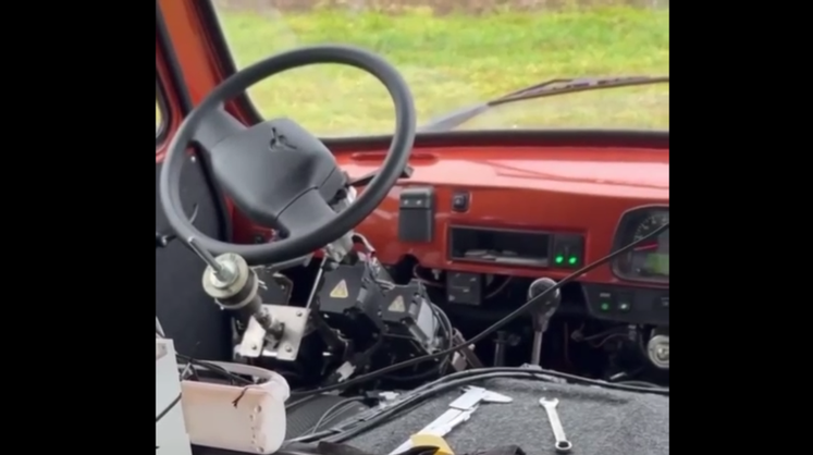 Военные умельцы в зоне СВО сделали «Буханку» беспилотной