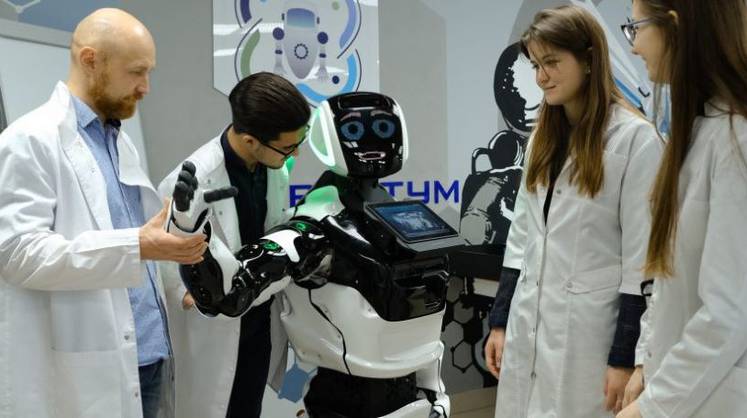 В Томском университете появится первый робот-преподаватель