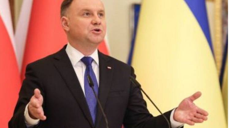 Президент Польши созвал срочное совещание из-за НЛО с Украины