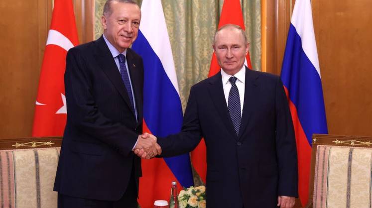 Путин отметил положительную динамику торгово-экономических связей с Турцией