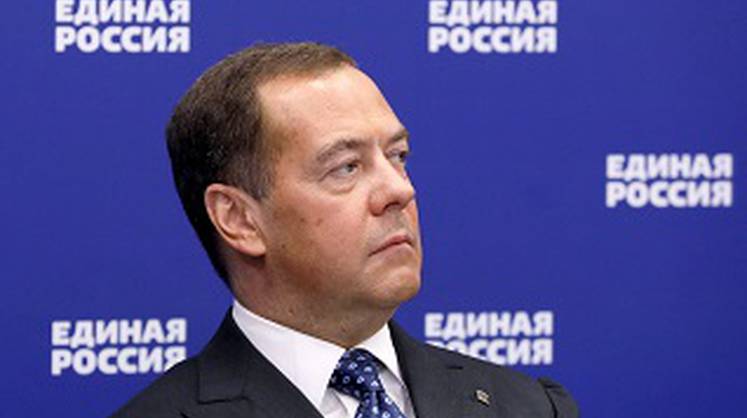 Медведев рассказал о пользе повышения пенсионного возраста в России