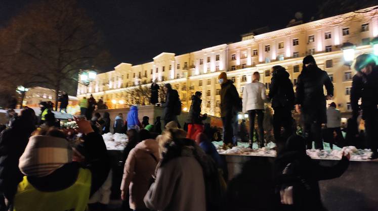 В Москве проходят акции сторонников Навального