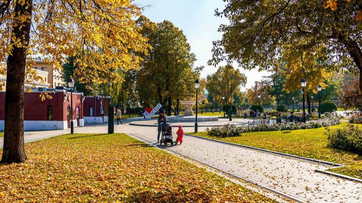 Москвичам пообещали солнечную и теплую погоду