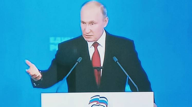 Путин назвал первую пятерку предвыборного списка «Единой России»