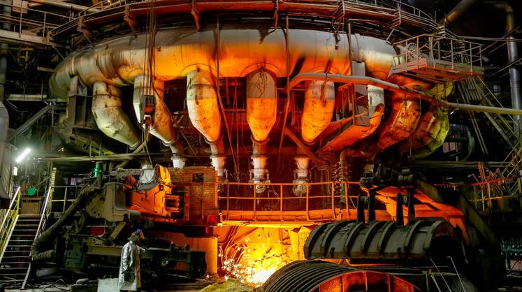 За год и 4,8 млрд рублей: на ММК обновили доменную печь