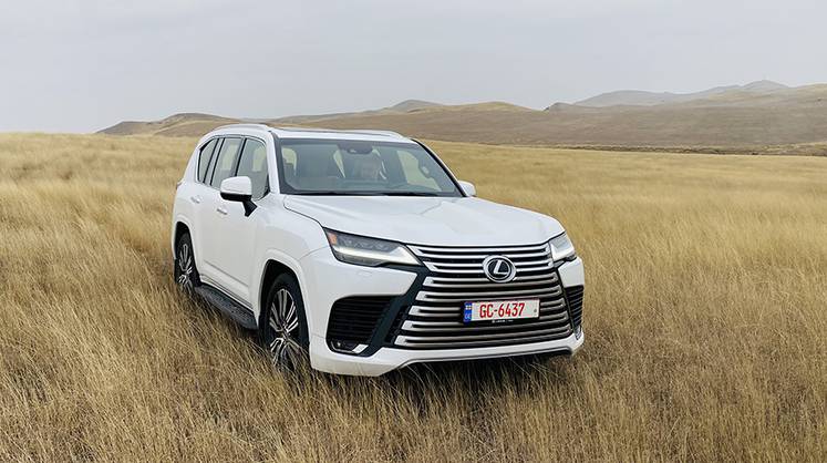 Новый Lexus LX: роскошь на колесах