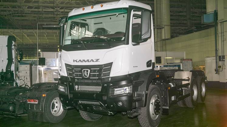 «КамАЗ» планирует выпустить в январе 3,3 тыс. грузовиков