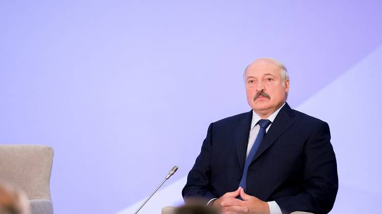 Лукашенко: между Зеленским и украинскими военными назревает конфликт