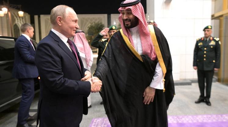 Путин и лидеры арабских монархий на переговорах сделали основной акцент на экономике, считает эксперт