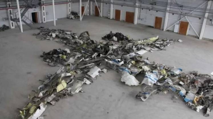 Крушение год назад SSJ100 с гибелью летчиков произошло из-за ошибки при заводском техобслуживании самолета