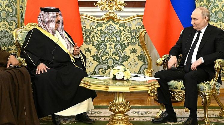 Путин провёл в Москве переговоры с королём Бахрейна