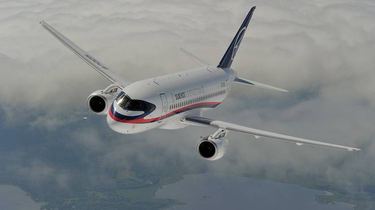 СМИ: самолёт Sukhoi Superjet 100 разбился в Подмосковье