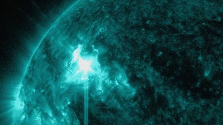 ИКИ РАН: Землю заденет только по касательной