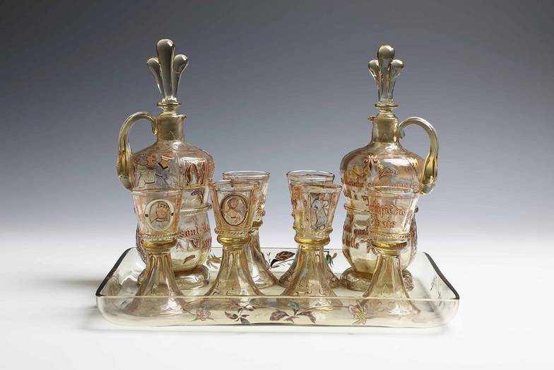  Эмиль Галле (Emile Galle). Набор для ликера с цитатами из «Баллады о дамах былых времен» Франсуа Вийона