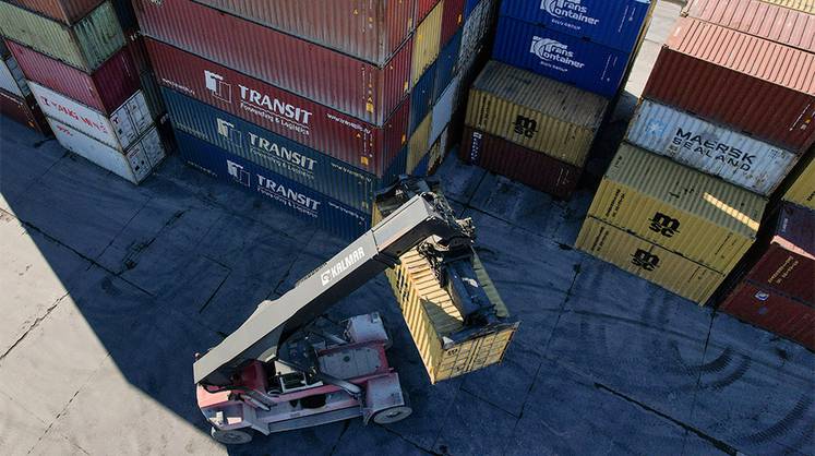 Москва стала главным экспортером несырьевых товаров в РФ в 2021 году