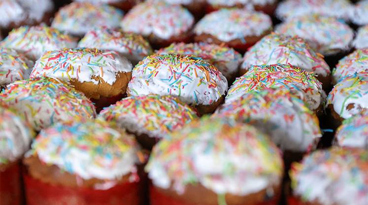 Более миллиона куличей и кексов испекут в Москве к Пасхе