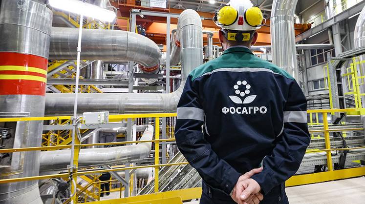 «ФосАгро» открыла в Волхове новый комплекс по выпуску минеральных удобрений