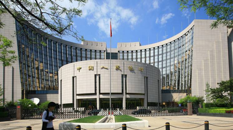 ЦБ Китая почти год сохраняет ставку по кредитам на одном уровне