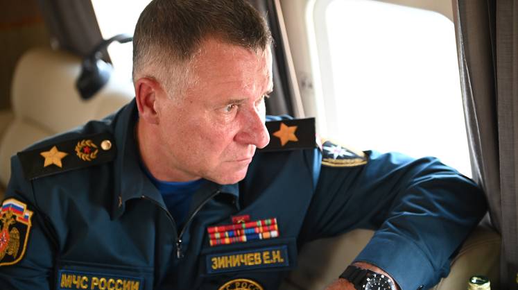Погибшему главе МЧС Зиничеву установят памятник в Москве