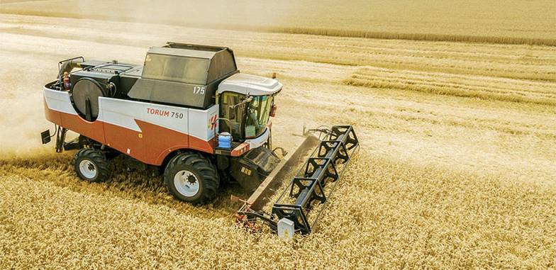 «РОСТСЕЛЬМАШ» Зерноуборочный комбайн Torum 750 производства «Ростсельмащ»