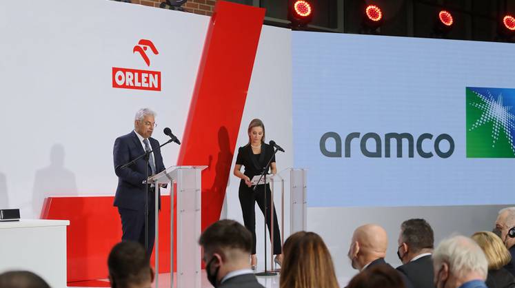 Aramco приобрела крупный пакет акций польского НПЗ