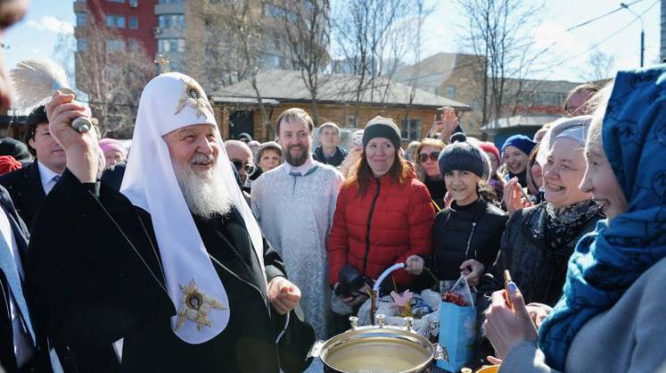 Патриарх Кирилл призвал верующих молиться о мире