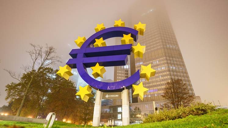 Еврозоне предрекли глубокую рецессию и медленное восстановление