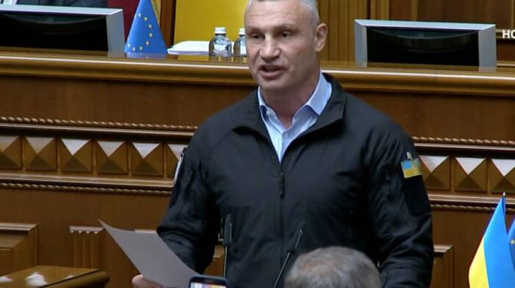 «Где миллиарды?»: Кличко обвинил центральную власть в провале ПВО в Киеве
