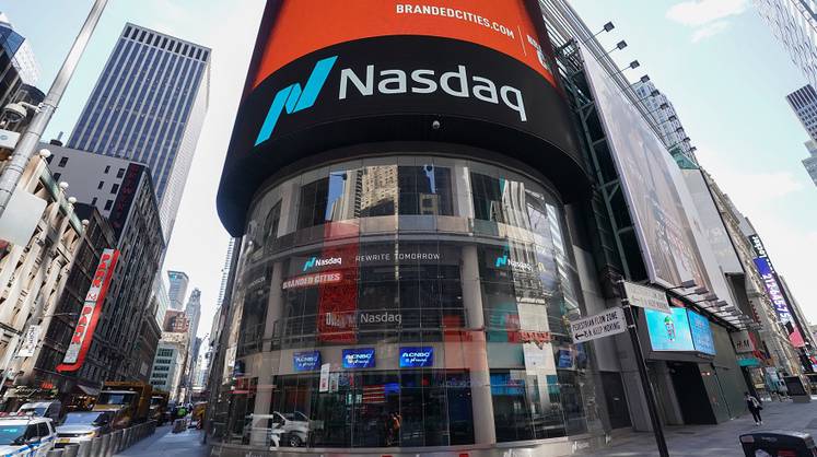 Nasdaq: распродажи акций расширяются