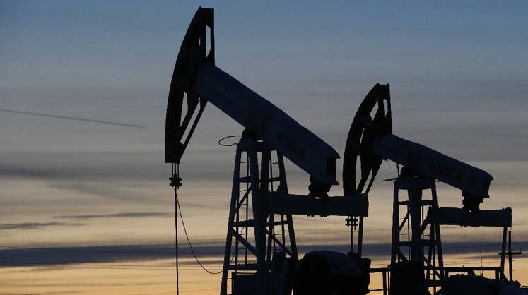 Цены на нефть падают из-за роста случаев COVID в Азии