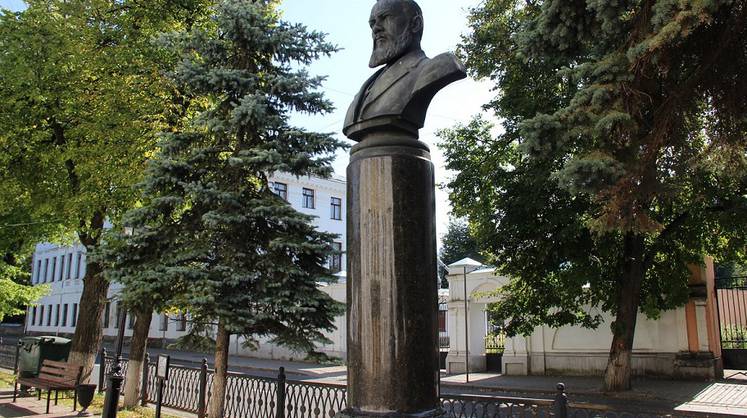 В правительстве решили, как будет отмечаться 200-летний юбилей Александра Островского