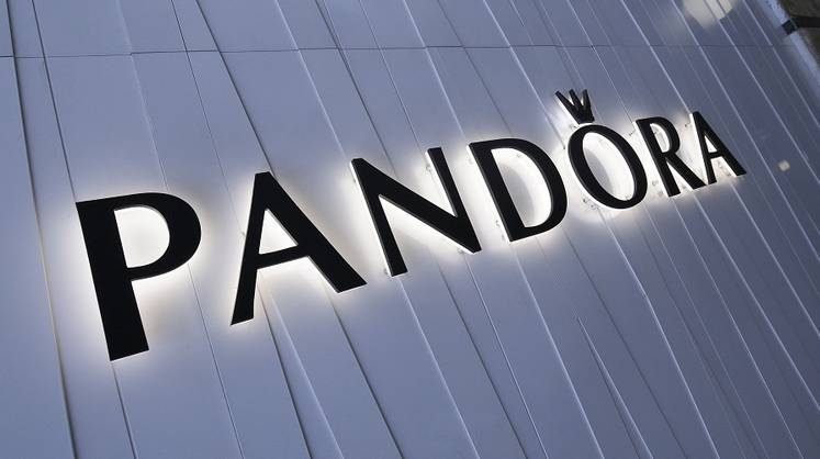 Pandora откажется от натуральных алмазов в производстве ювелирных изделий