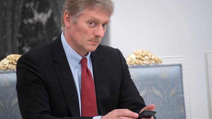 Песков объяснил, почему россияне не хотят прививаться от COVID