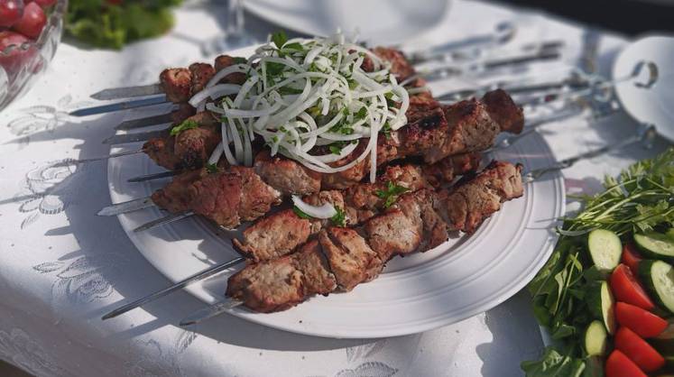 Китайский преподаватель назвал самые вкусные блюда русской кухни